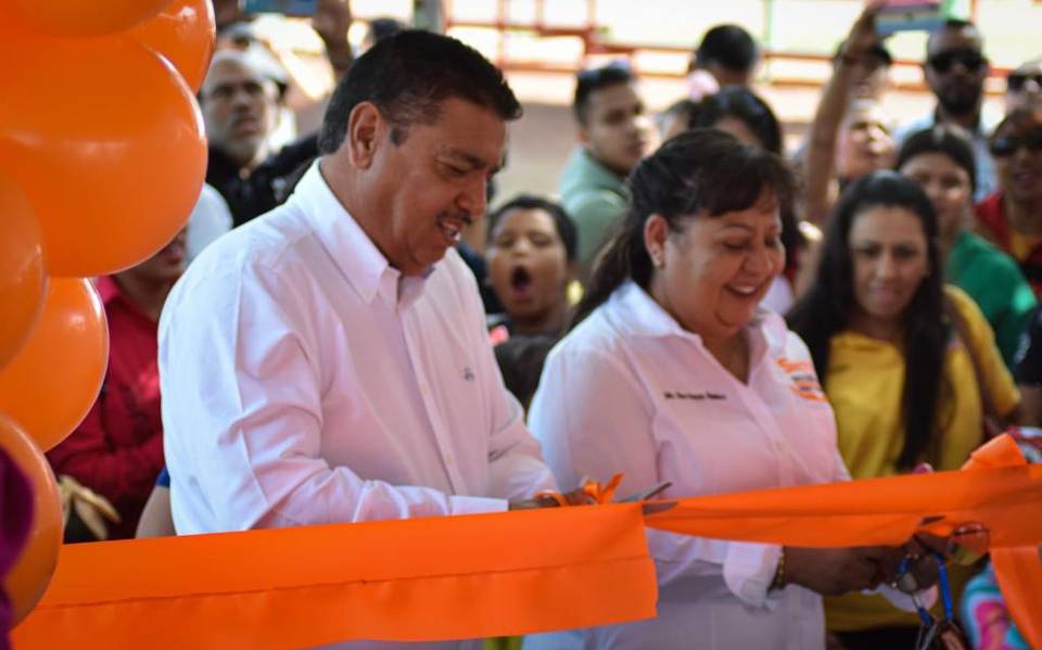 Reabren Alberca de la Sección 35 y realizan Festival del Día del Niño - El  Sol de la Laguna | Noticias Locales, Policiacas, sobre México, Coahuila y  el Mundo