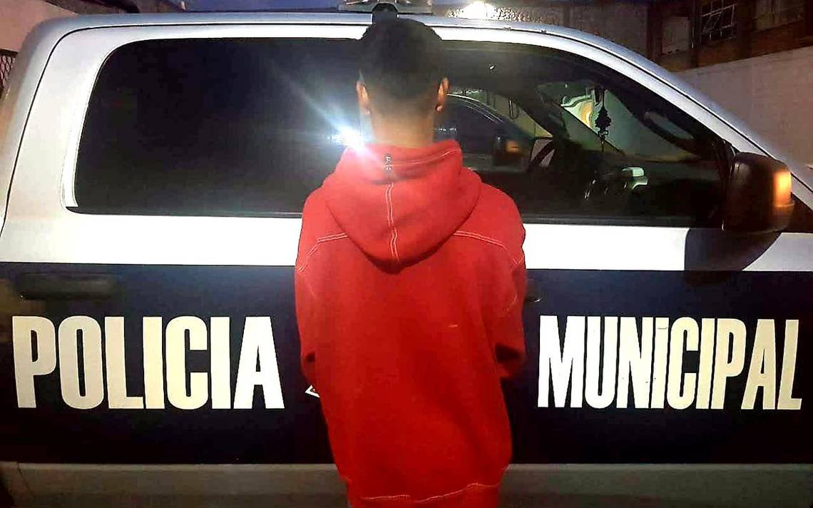 Detienen A Dos Asaltantes De Tienda El Sol De La Laguna Noticias Locales Policiacas Sobre 5431