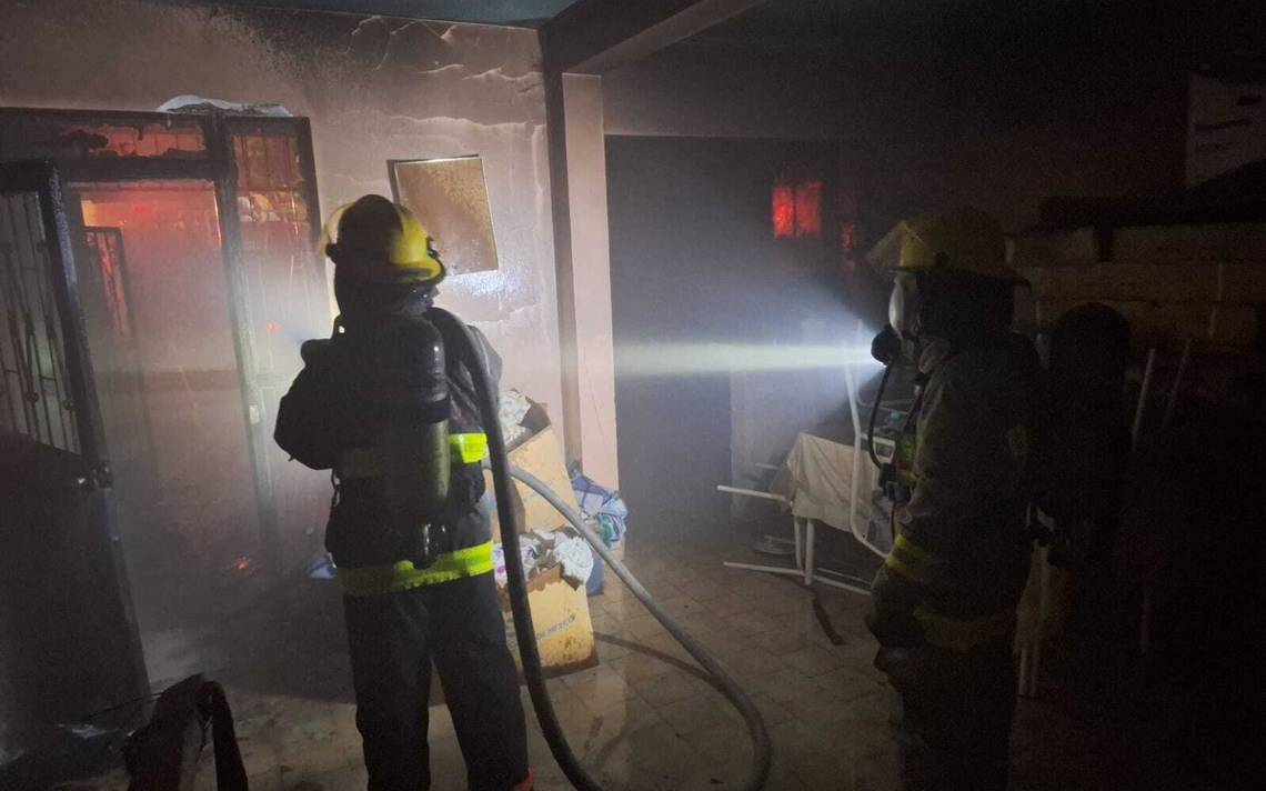 Se Incendia Vivienda En La Colonia Moctezuma De Torreón El Sol De La Laguna Noticias Locales