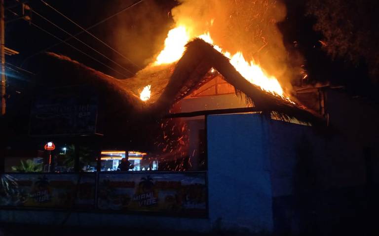 Se incendia restaurante de mariscos en Torreón - El Sol de la Laguna |  Noticias Locales, Policiacas, sobre México, Coahuila y el Mundo